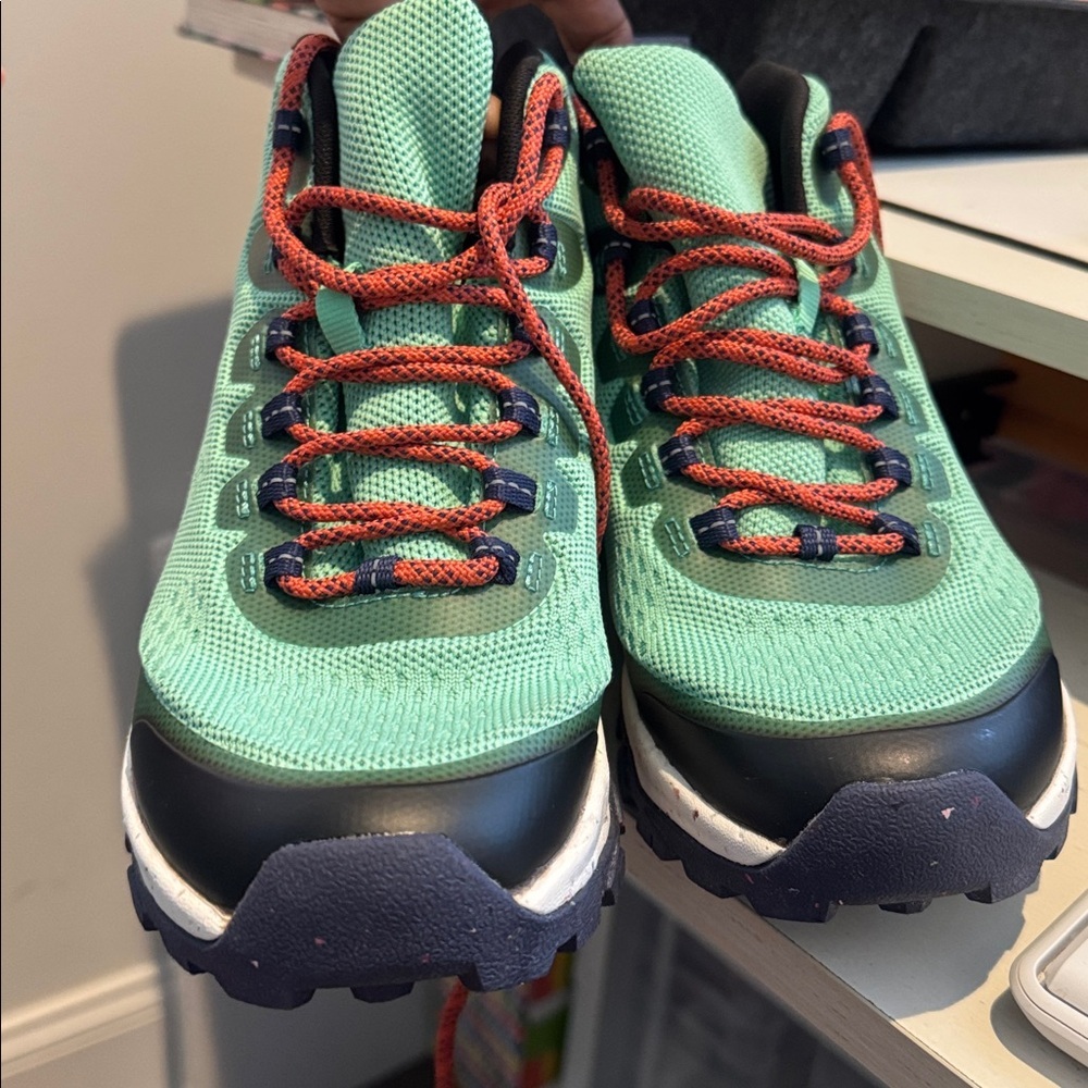 NWOT HOLO Footwear Color: Absinthe
Troy Mid Boots women size 8 - Picture 5 of 10
